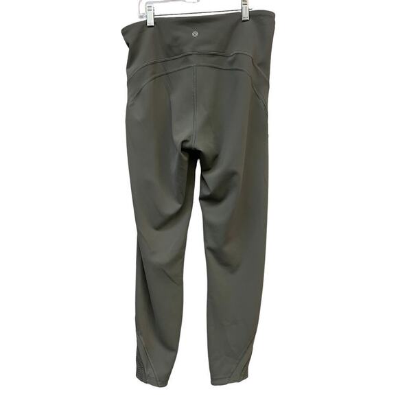 Lululemon Bootcamp Ready Tight 25" Green Sage SZ 10 - Picture 6 of 8